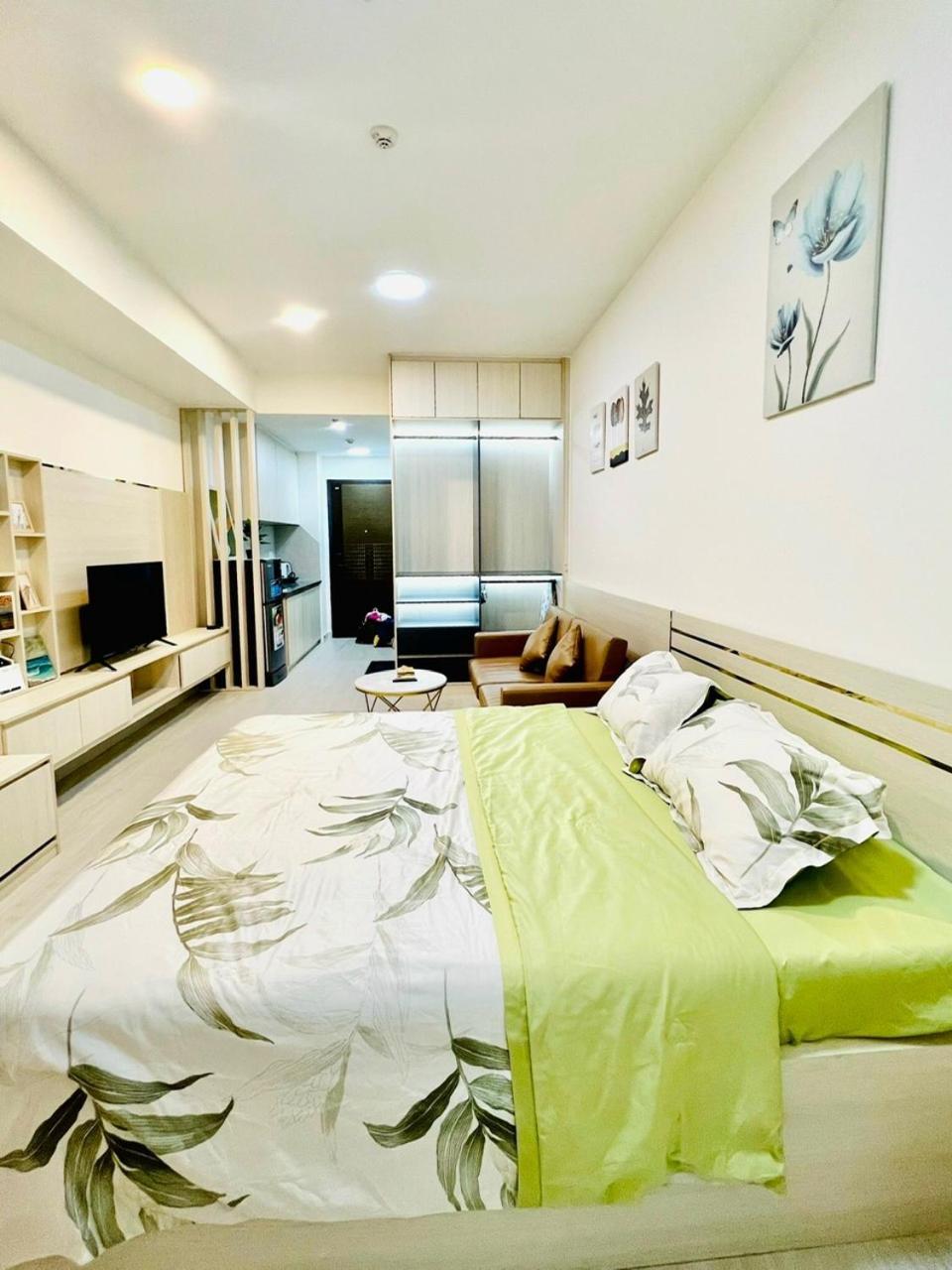 Premier Aparts - Soho Residence, City Central, 10Mins To Benthanh Market, Buivien Street Хошимин Экстерьер фото