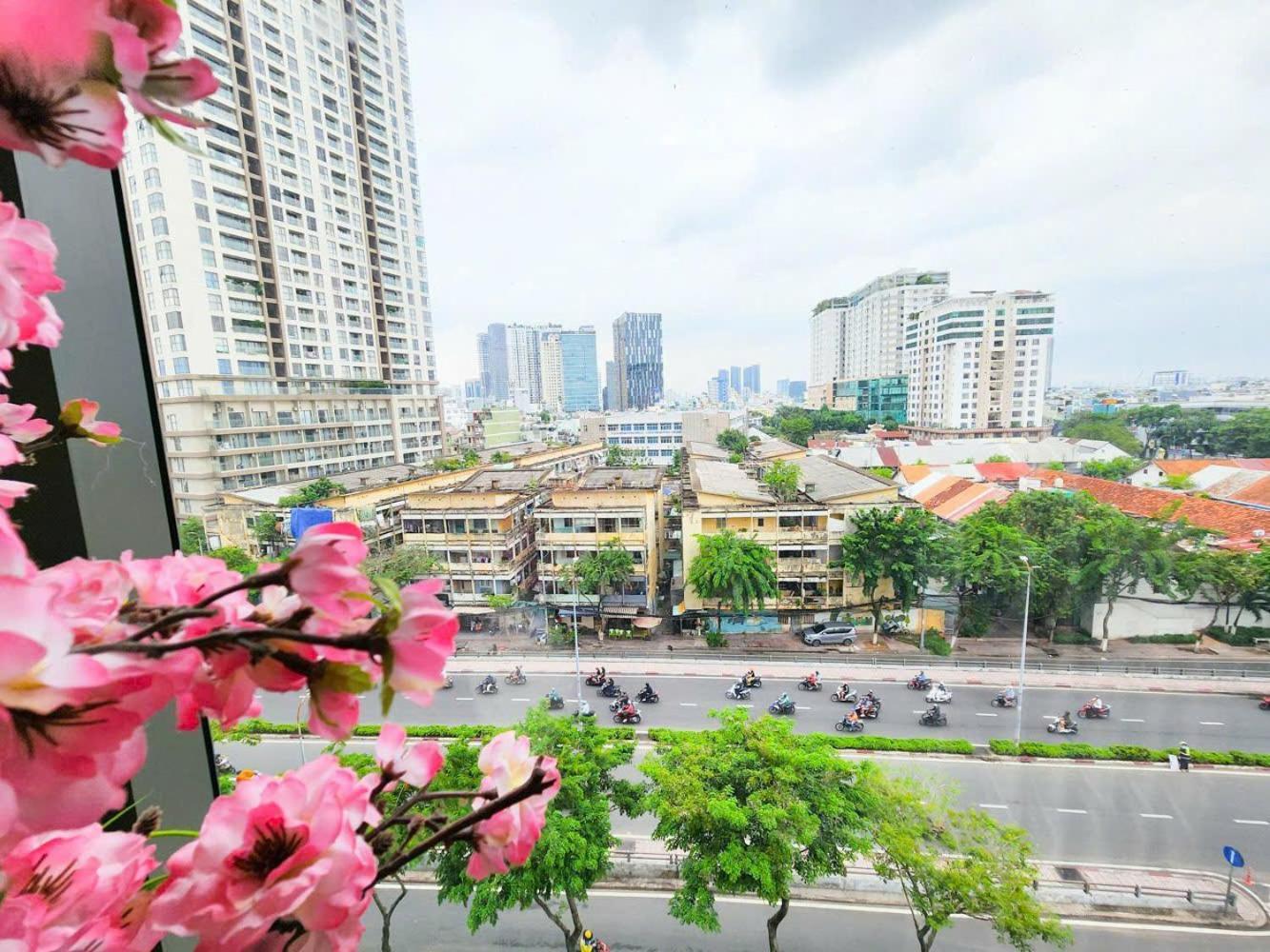 Premier Aparts - Soho Residence, City Central, 10Mins To Benthanh Market, Buivien Street Хошимин Экстерьер фото